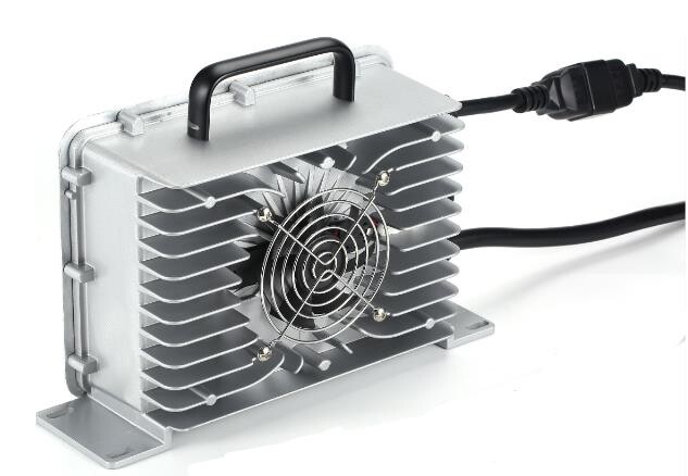 Roypow Smart LifePO4 Akü Şarj Cihazı 24V - 1